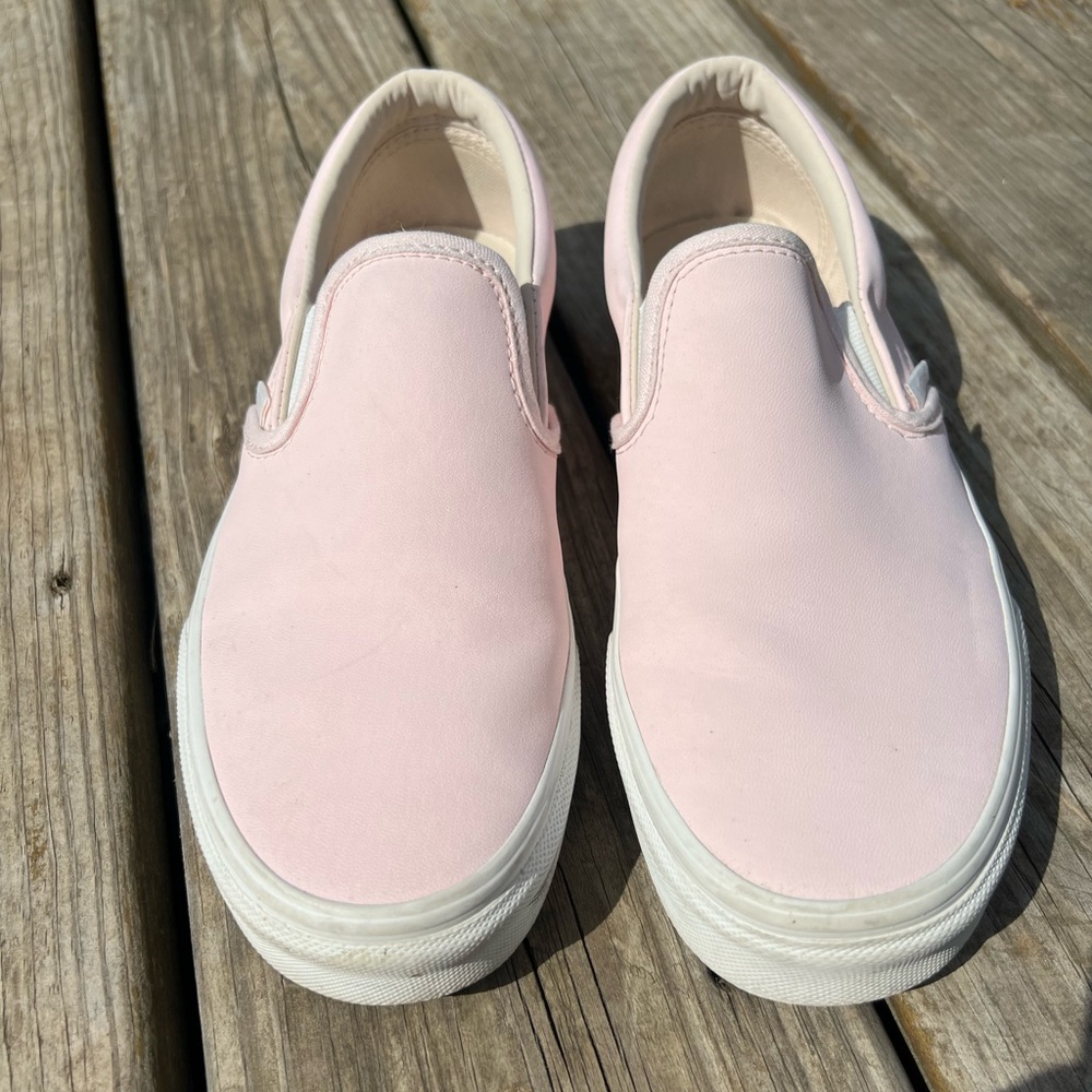EUC J.Crew Pink Leather Size 8 Vans